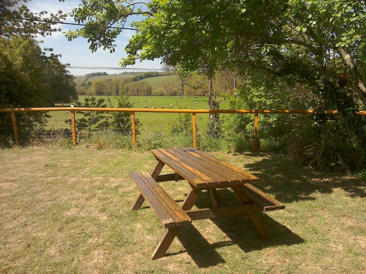 The Crown Inn Alvediston エクステリア 写真