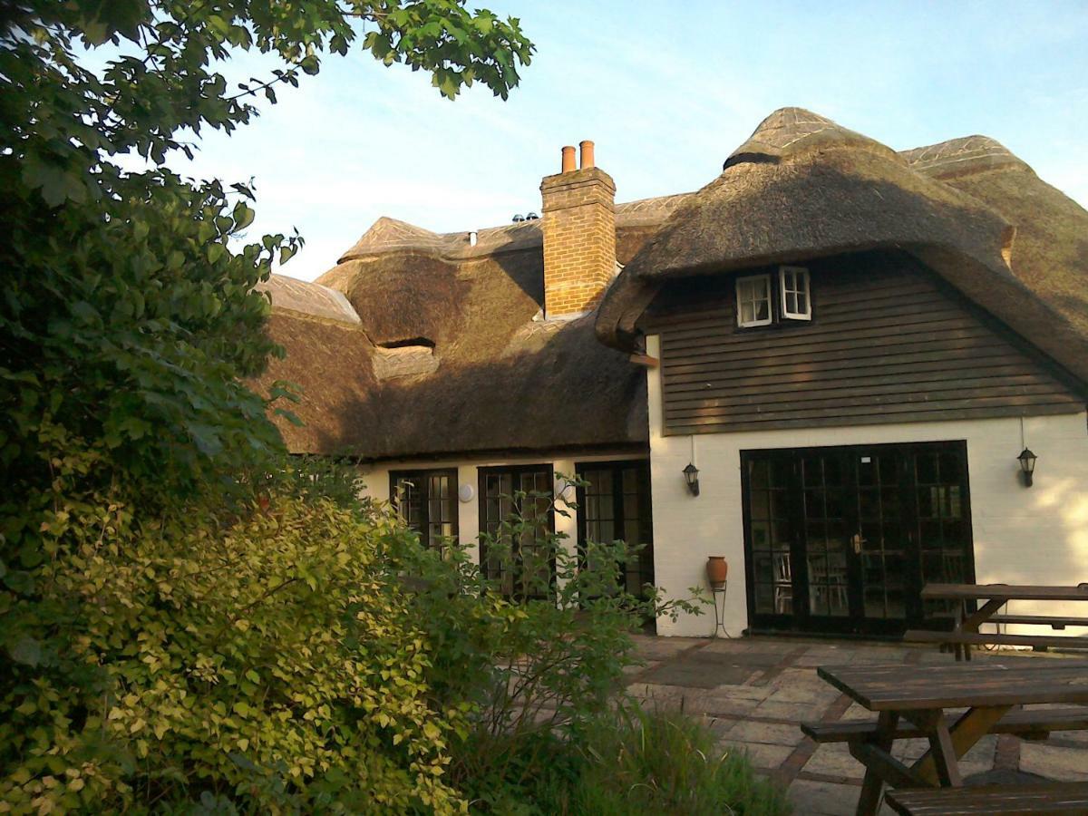 The Crown Inn Alvediston エクステリア 写真