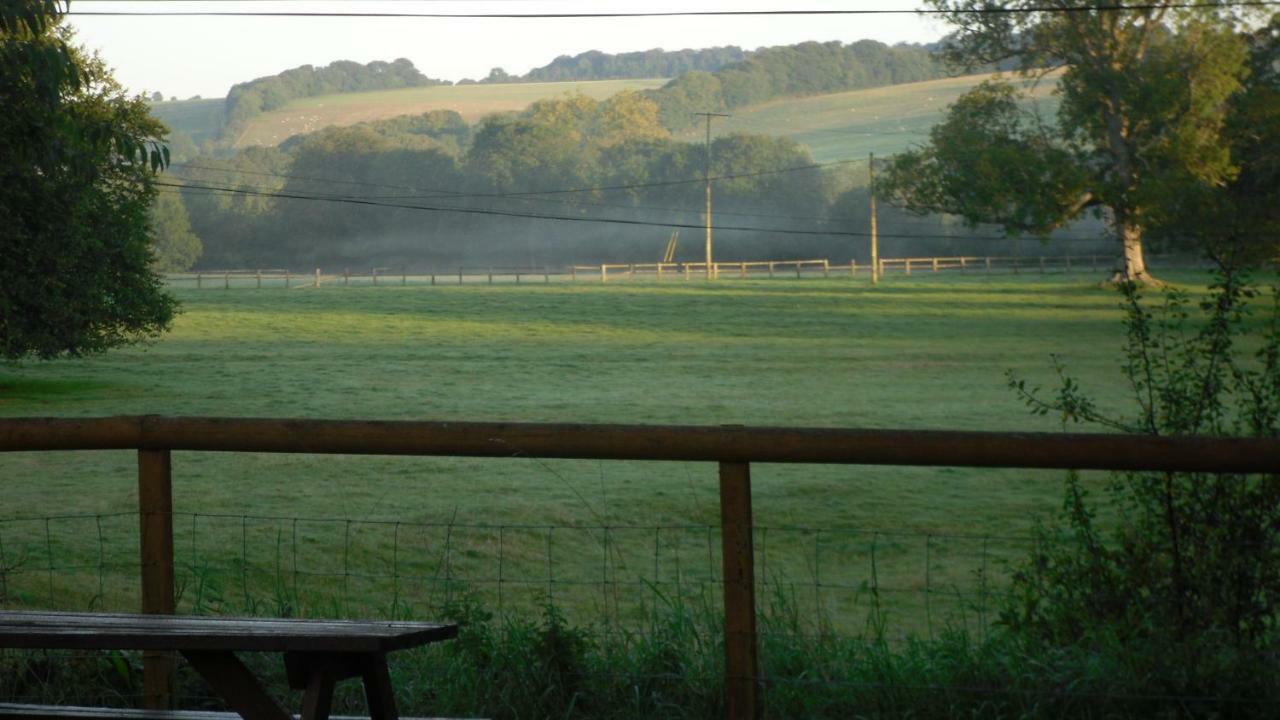 The Crown Inn Alvediston エクステリア 写真